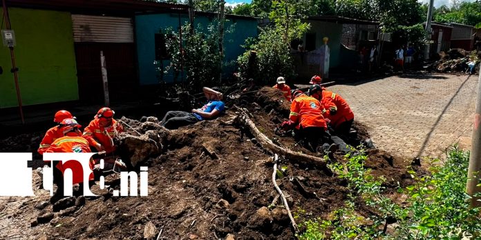 Foto: Tercer ejercicio nacional pone a prueba la preparación de familias ante sismos / TN8