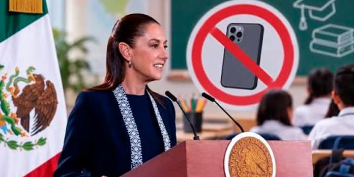 Foto: Adiós al celular en las escuelas de México: así será la regulación / Cortesia