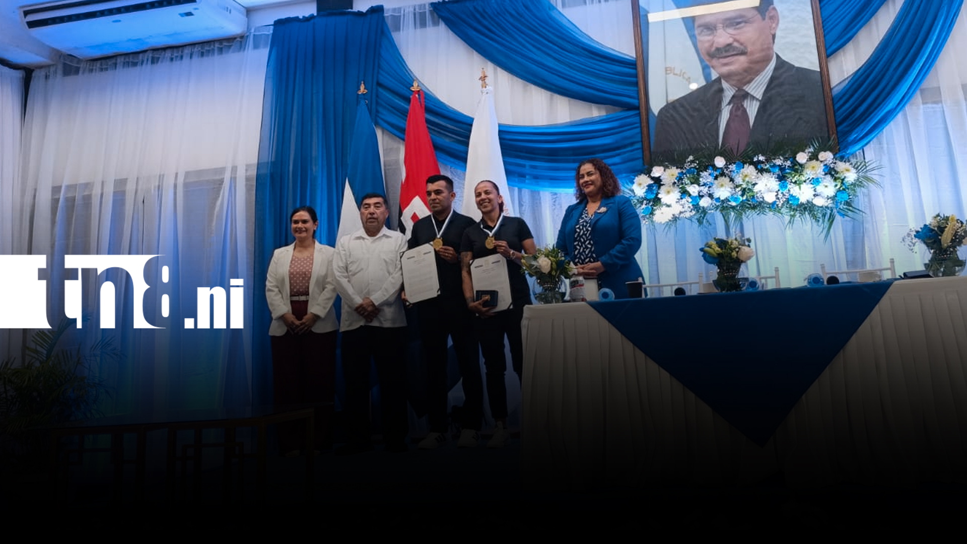 Foto: Tatiana Guzmán y Henry Pupiro reciben la Orden Alexis Argüello en Managua / TN8