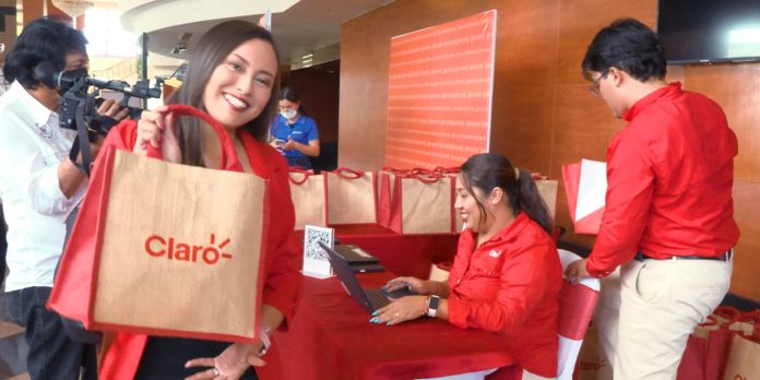 Claro, Grupo Monge, Samsung y AMPM celebran a los periodistas nicaragüenses Claro, Grupo Monge, Samsung y AMPM celebran a los periodistas nicaragüenses