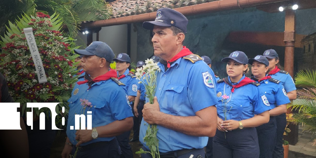 Foto: Homenaje a Rigoberto López Pérez en León / TN8