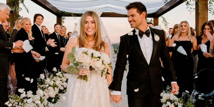 Foto: Taylor Lautner y su esposa Tay compartieron la primera foto de su bebé, Lenny. / Cortesia Foto: Taylor Lautner y su esposa Tay compartieron la primera foto de su bebé, Lenny. / Cortesia
