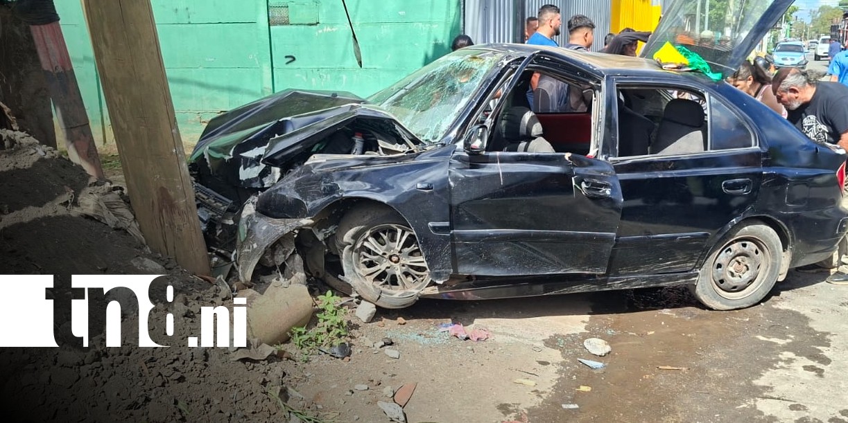 Foto: Accidente con personas prensadas en Sabana Grande, Managua / TN8
