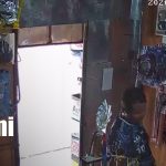 Presunto hurto queda registrado por cámara de seguridad en mini ferretería del Mercado Oriental FOTO: Presunto hurto queda grabado en ferretería/TN8