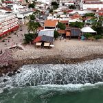 Huracán Simón amenaza las costas de México con vientos de 240 km/h y lluvias extremas