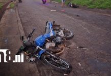 Accidente entre dos motocicletas deja un fallecido y un lesionado en La Ceiba