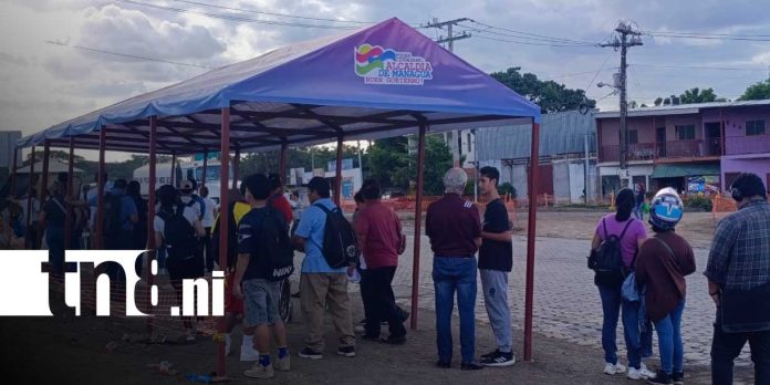Foto: Alcaldía de Managua instala paradas provisionales en la pista Héroes de la Insurrección/TN8