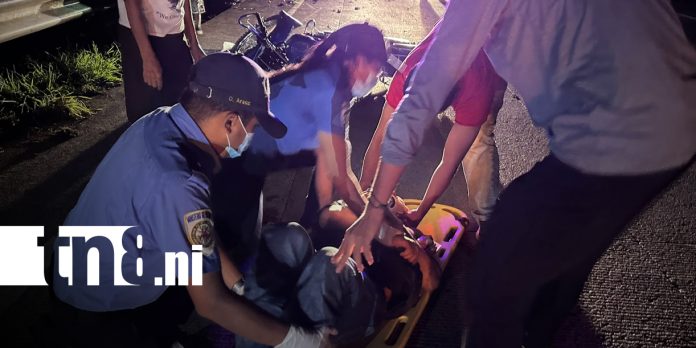 1 Foto: Motociclista resulta lesionado tras impactar contra una valla metálica en Río Blanco/TN8