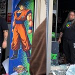 Lo llaman Goku: el trabajador viral que defendió una tienda de videojuegos en Francia Foto: Empleado de tienda de videojuegos en Francia se vuelve viral/Cortesía