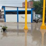 Foto: Fuertes lluvias inundan calles y afectan viviendas en Chulucanas, Perú/Cortesía