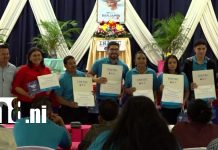 Docentes innovadores reciben reconocimiento por su aporte educativo Foto:Docentes de Matagalpa transforman las aulas con innovación/TN8