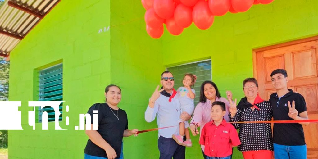 foto: Cinco familias de Diriamba cumplen el sueño de tener una vivienda propia/tn8