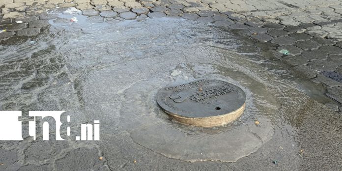 Foto: Familias afectadas por aguas negras esperan respuesta de ENACAL/TN8