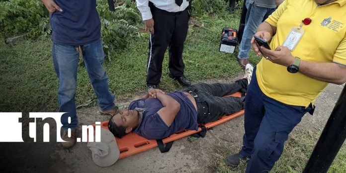 Foto: Accidente en la pista Suburbana deja dos personas lesionadas en Managua/TN8