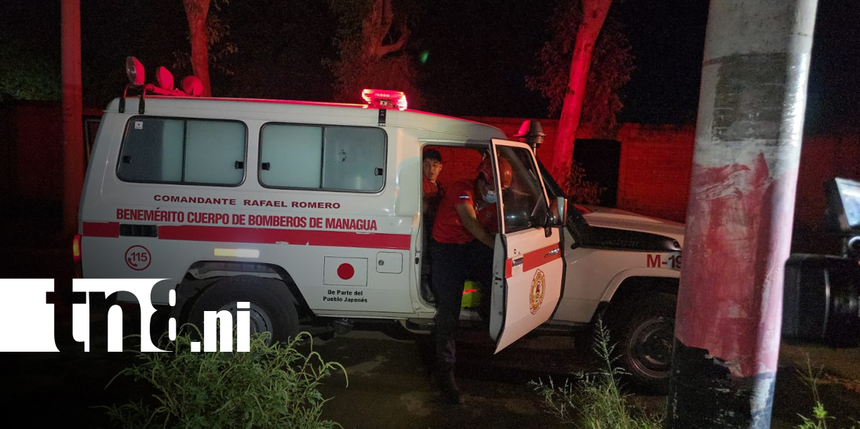 Foto: Mujer lesionada tras caer desde siete metros al fondo de un cauce en Managua/TN8