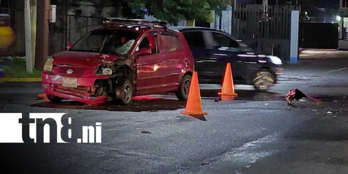 Foto: Accidente en Managua deja dos jóvenes lesionados tras colisión/TN8