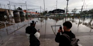 Foto: Chile declara alerta roja en Santiago por fuertes lluvias y tormentas/Cortesía