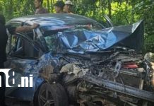 Foto: Tres personas resultan lesionadas en accidente entre autobús y taxi en Nueva Guinea/TN8