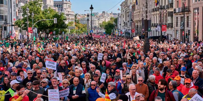 foto: Protestas en Madrid reclaman pensiones dignas frente al aumento de los precios/cortesía foto: Protestas en Madrid reclaman pensiones dignas frente al aumento de los precios/cortesía