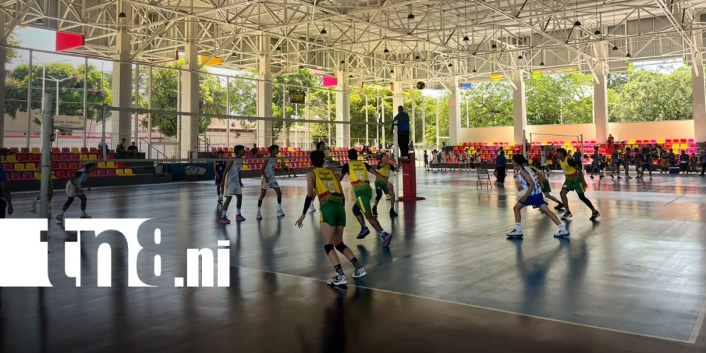 Foto: Jóvenes talentos del voleibol se enfrentan en torneo de alto nivel en Managua/TN8