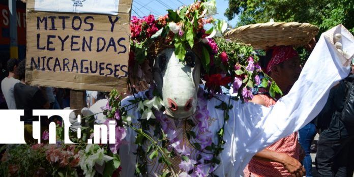 3 Torovenado de Monimbó recorre las calles de Masaya con sátira, color y tradición