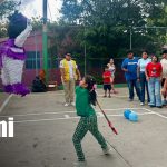 Familias de Villa San Jacinto disfrutan tarde recreativa en homenaje a Benjamín Zeledón Foto: Familias de Villa San Jacinto disfrutan tarde recreativa en homenaje a Benjamín Zeledón/TN8