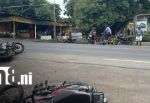 Dos motociclistas resultan lesionados tras colisión en Juigalpa, Chontales Foto: Dos motociclistas resultan lesionados tras colisión en Juigalpa, Chontales/TN8