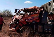 Tragedia en Kenia: 22 muertos tras choque entre autobús y camión Foto: Kenia registra otro accidente mortal en la autopista Nairobi-Mombasa/cortesía