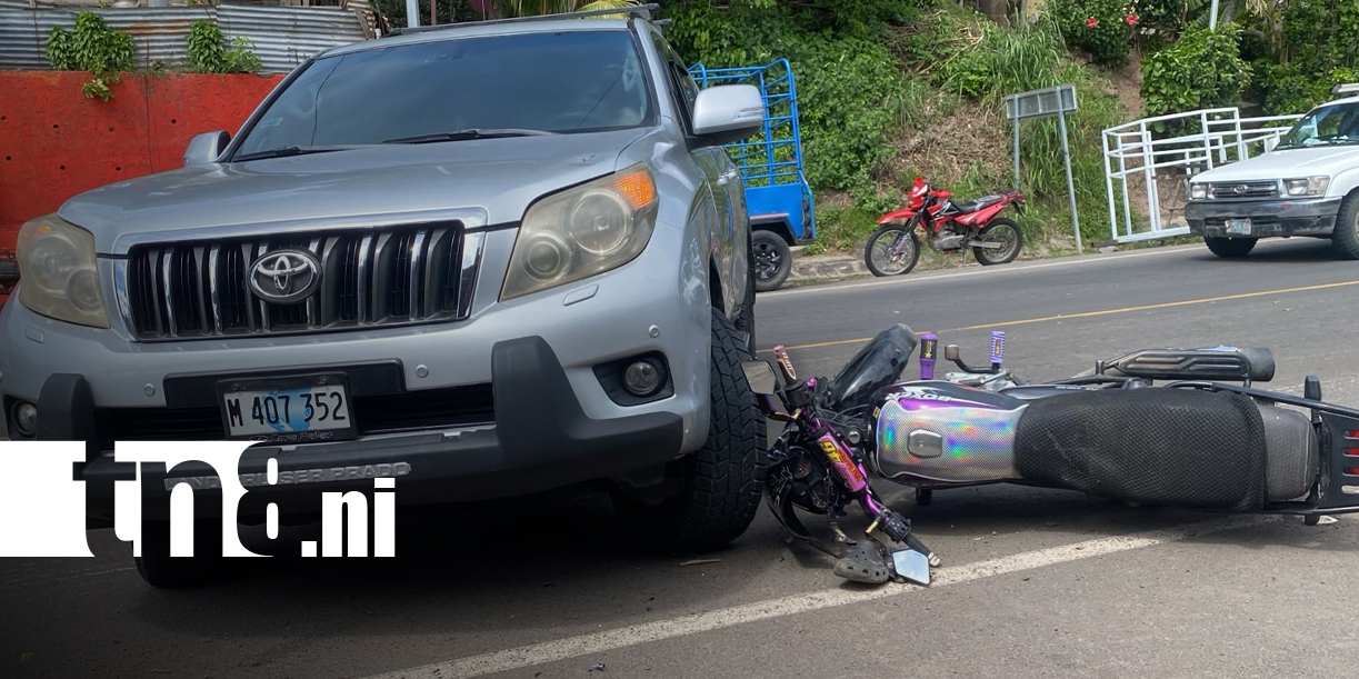 Foto: Cámara de seguridad capta accidente que dejó tres lesionados en carretera de Juigalpa/TN8