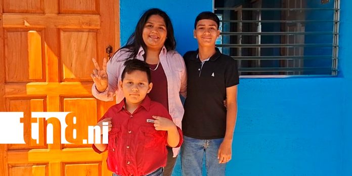 foto: Cinco familias de Diriamba cumplen el sueño de tener una vivienda propia/tn8 foto: Cinco familias de Diriamba cumplen el sueño de tener una vivienda propia/tn8