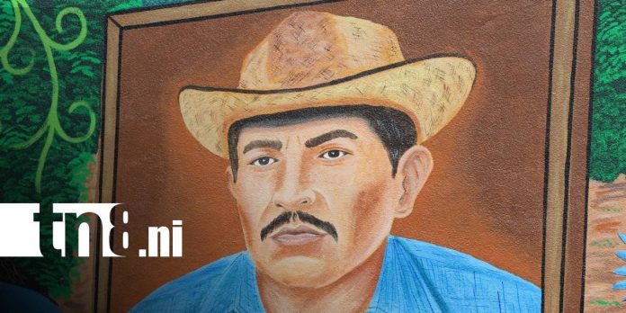 INATEC de Siuna rinde homenaje a Bernardino Díaz Ochoa con mural artístico