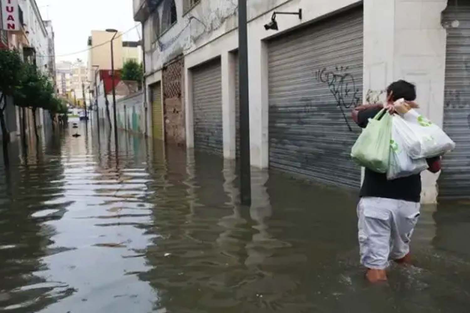Foto: DANA Adam deja una víctima mortal y activa alerta roja en España/ Cortesía