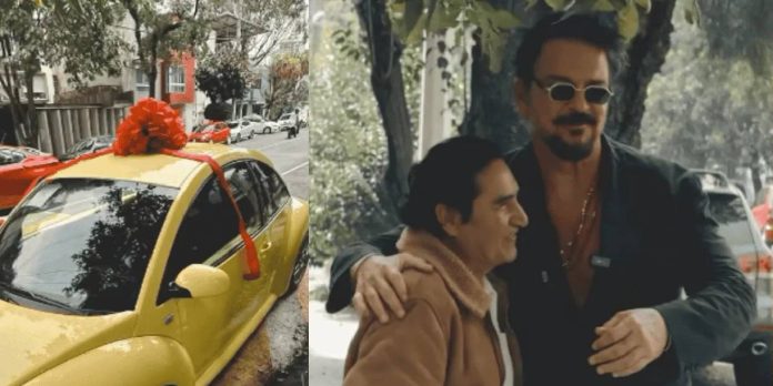 Foto: Ricardo Arjona le regala un Volkswagen al taxista que inspiró su famosa canción / Cortesía Foto: Ricardo Arjona le regala un Volkswagen al taxista que inspiró su famosa canción / Cortesía