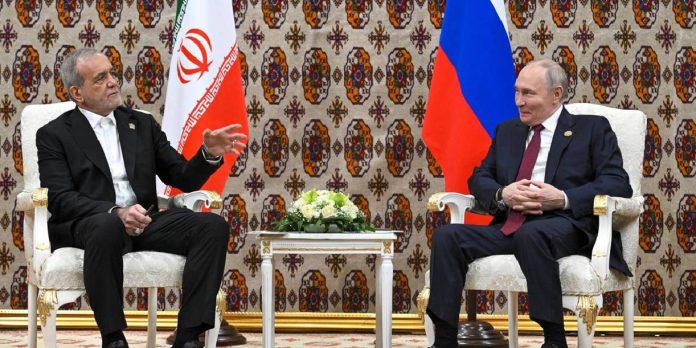 Foto: Putin recibe al presidente iraní en Moscú / Cortesía