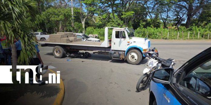Foto: Accidente en el kilómetro 12 de la carretera vieja a León/TN8