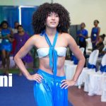 Talento y emprendimiento brillan en la Pasarela Azul de Bilwi Mujeres de Bilwi destacan con diseños propios y talento emprendedor / TN8