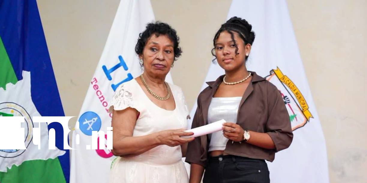 Mujeres de Bilwi destacan con diseños propios y talento emprendedor / TN8