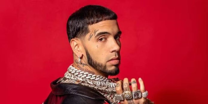 Foto: ¡Anuel AA quiere triunfar con los corridos! / Cortesía