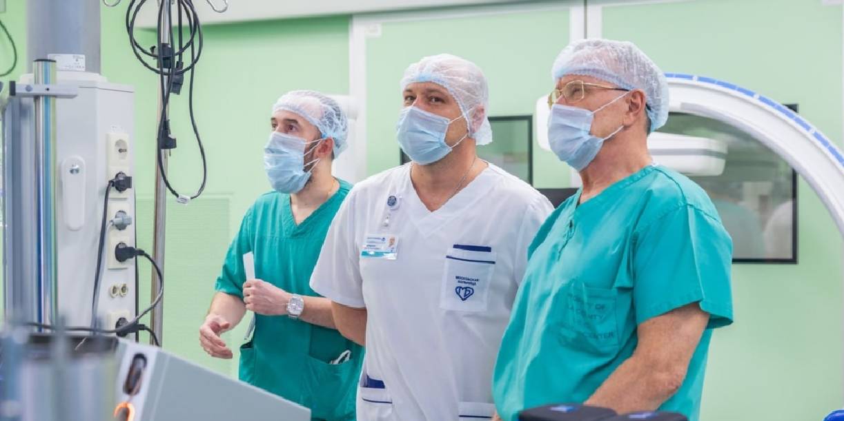 Primer trasplante de médula espinal en Rusia genera esperanza / Cortesía
