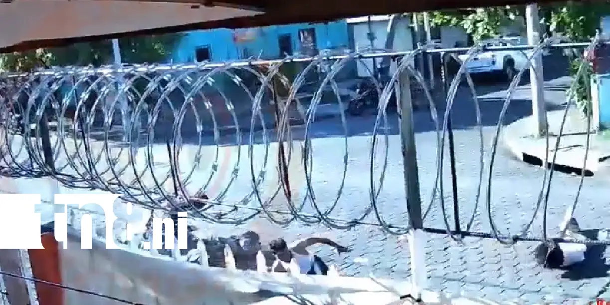 Foto: Motociclistas protagonizan fuerte colisión en Managua /TN8