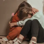 “Casa del horror”: acusan a pareja de maltratar a 14 niños en California Foto: Así investigan a una pareja en California /Cortesía