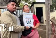 Foto: 50 familias de Monte Fresco reciben documentos /TN8