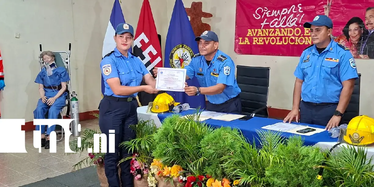 Foto: Nicaragua fortalece la atención de emergencias con 25 bomberos especializados /TN8