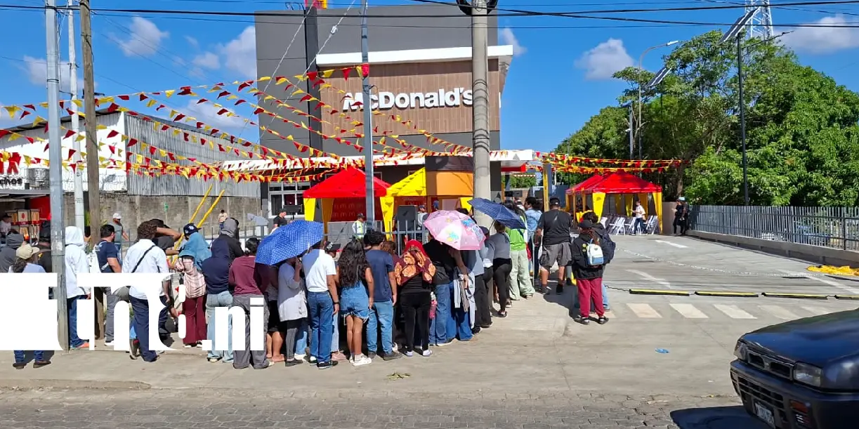 Foto: ¿Antojo de hamburguesas? McDonald’s abre nuevo restaurante /TN8