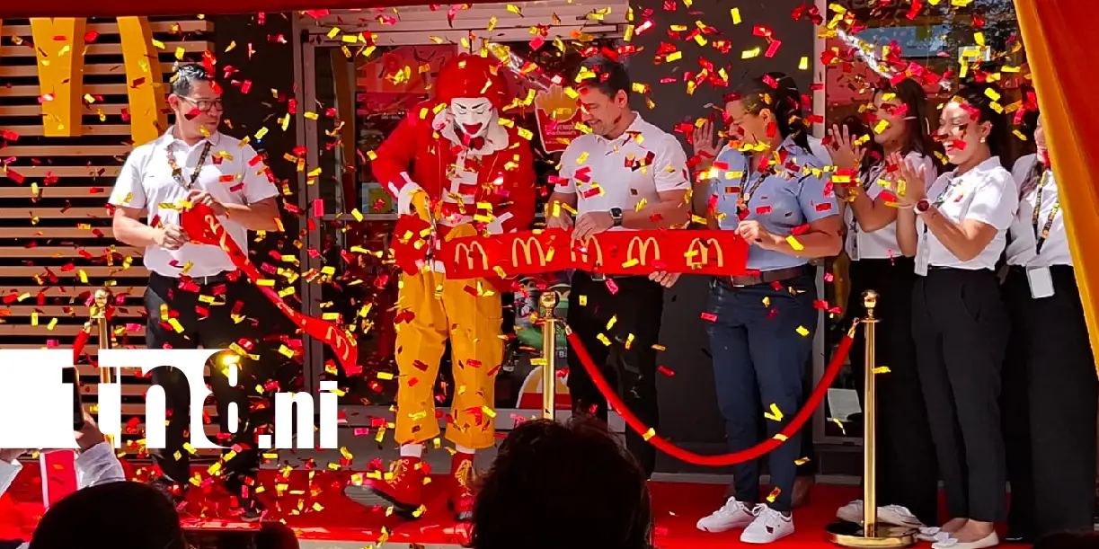 Foto: ¿Antojo de hamburguesas? McDonald’s abre nuevo restaurante /TN8