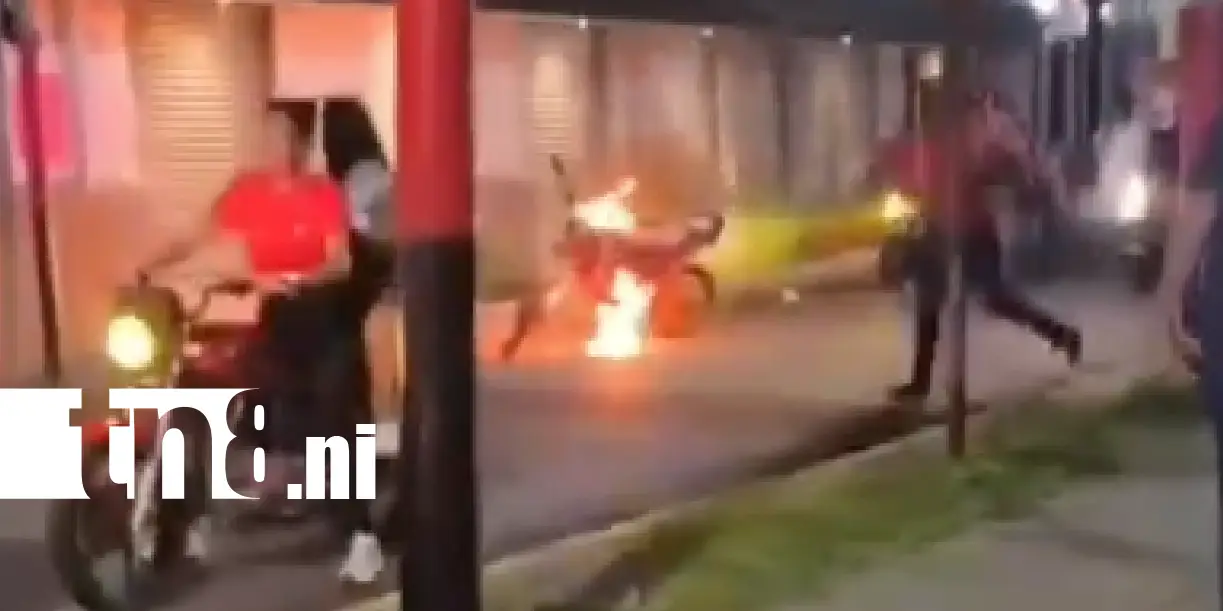 Foto: Motocicleta se convierte en chatarra durante caravana en Rivas /TN8