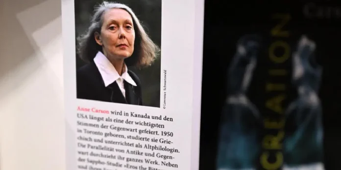 Plantilla Moderna TN8.Ni-Recuperado (5) Foto: El Nobel de Literatura 2026 sorprende a Anne Carson /Cortesía