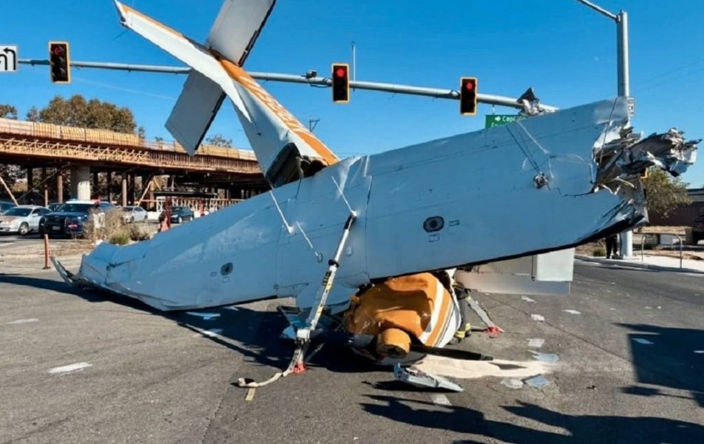 Foto: ¡Alarma en Brasil! Avioneta se estrella en guardería / Cortesía 