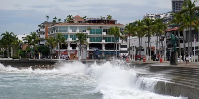 Foto: Huracán Simón deja un muerto y daños en México/Cortesía Foto: Huracán Simón deja un muerto y daños en México/Cortesía