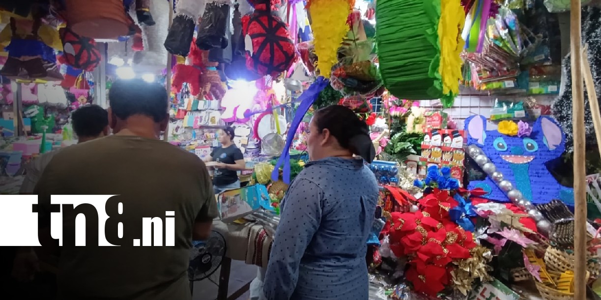 Foto: Comercio en Managua ya con temática de Navidad y Purísima / TN8